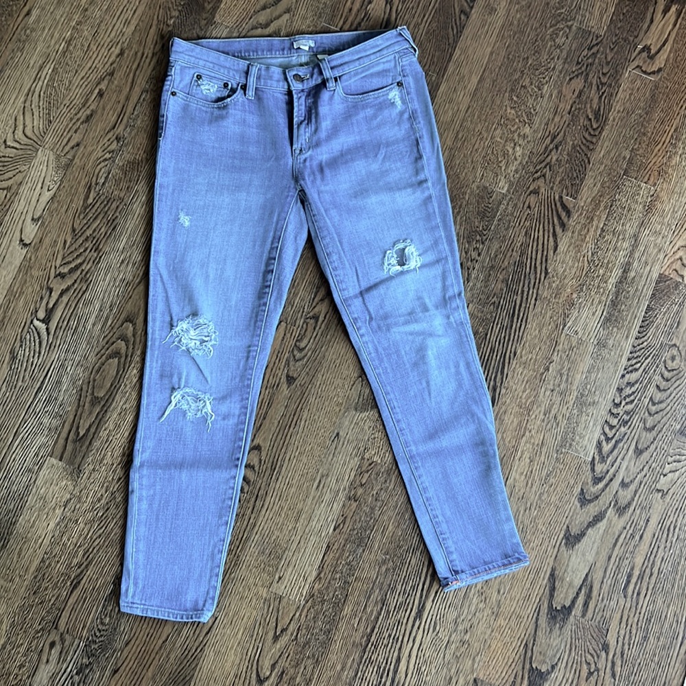 J.Crew Factory cropped light wash jeans size 28